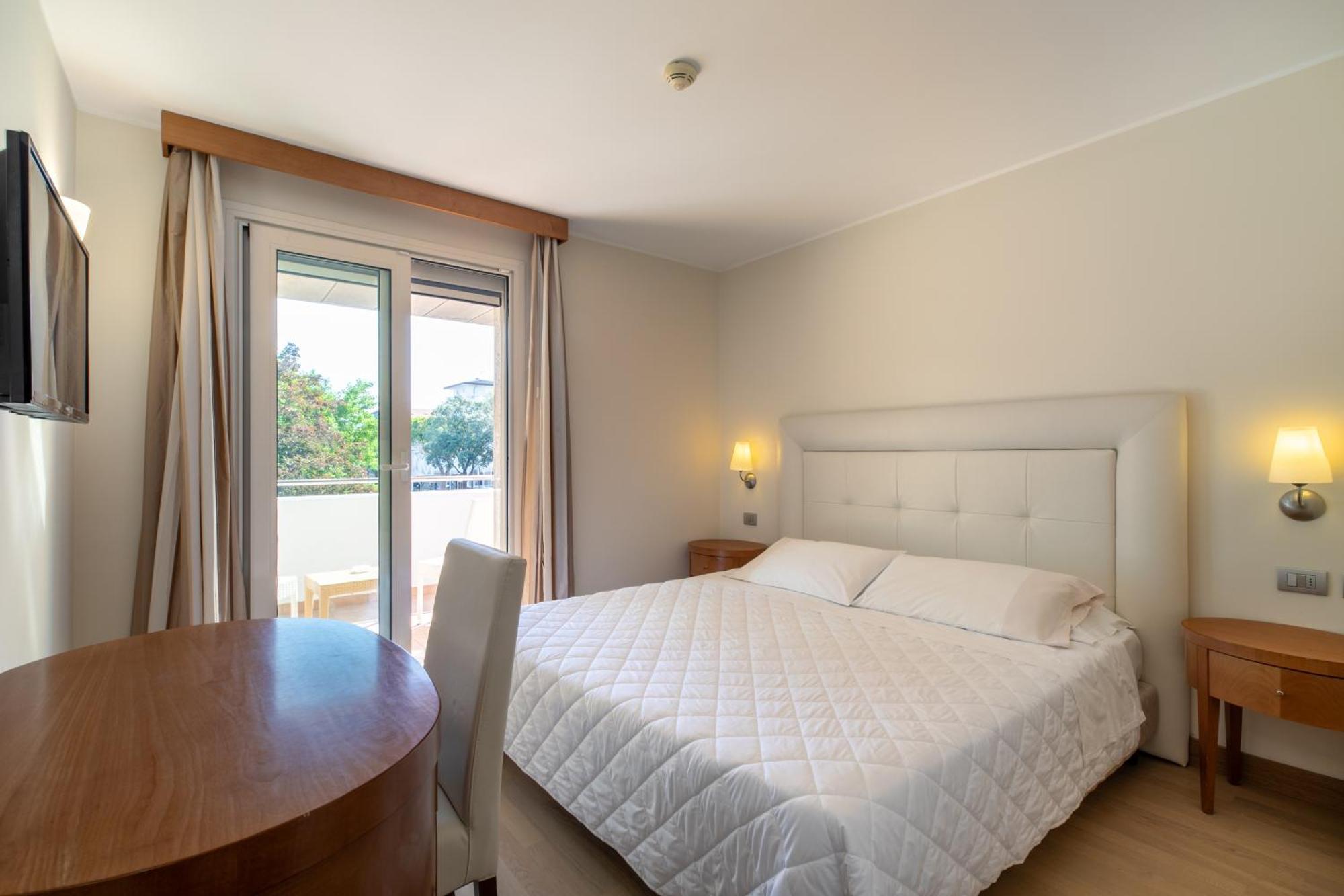 Hotel Villa Doimo Lignano Sabbiadoro Dış mekan fotoğraf