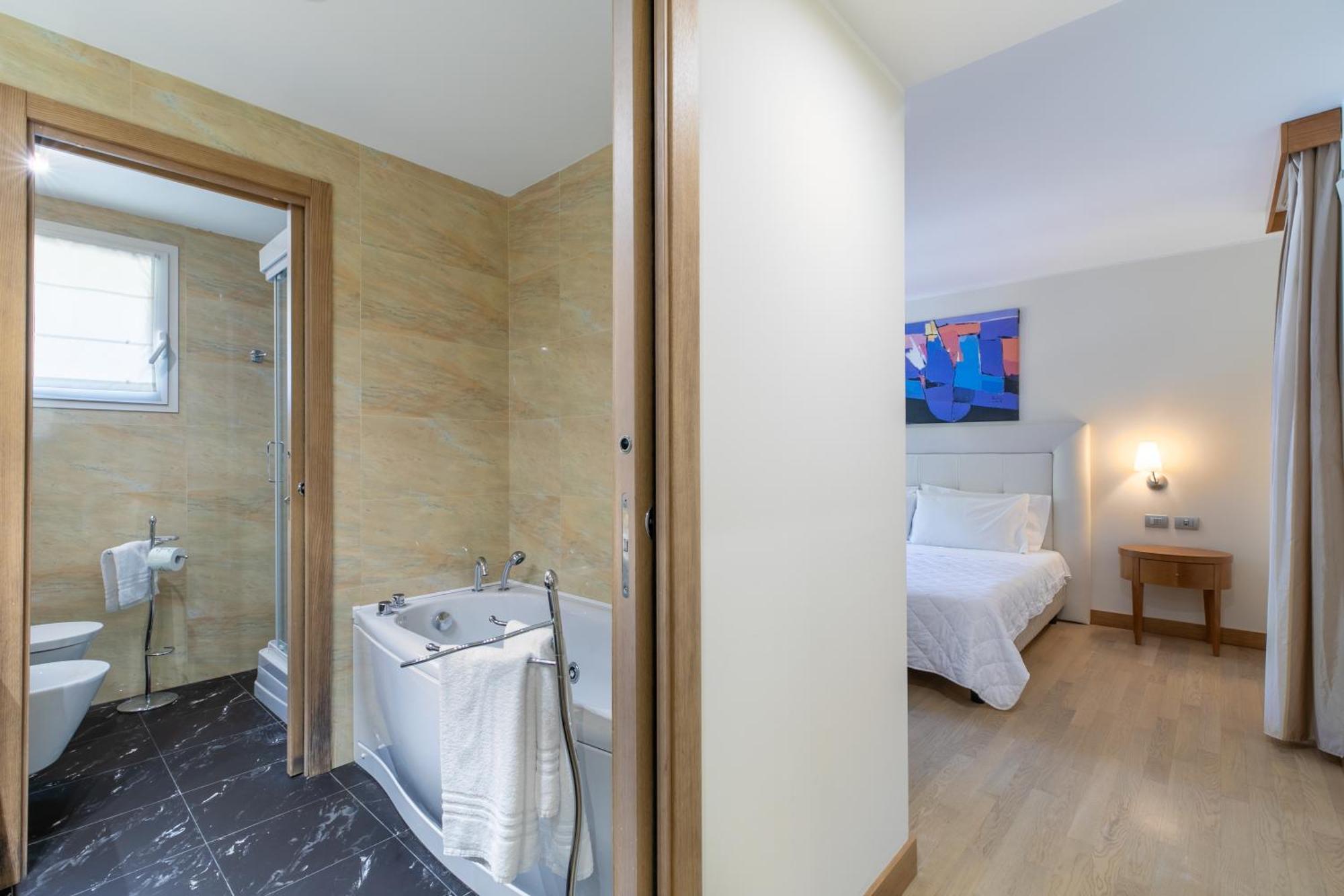 Hotel Villa Doimo Lignano Sabbiadoro Dış mekan fotoğraf